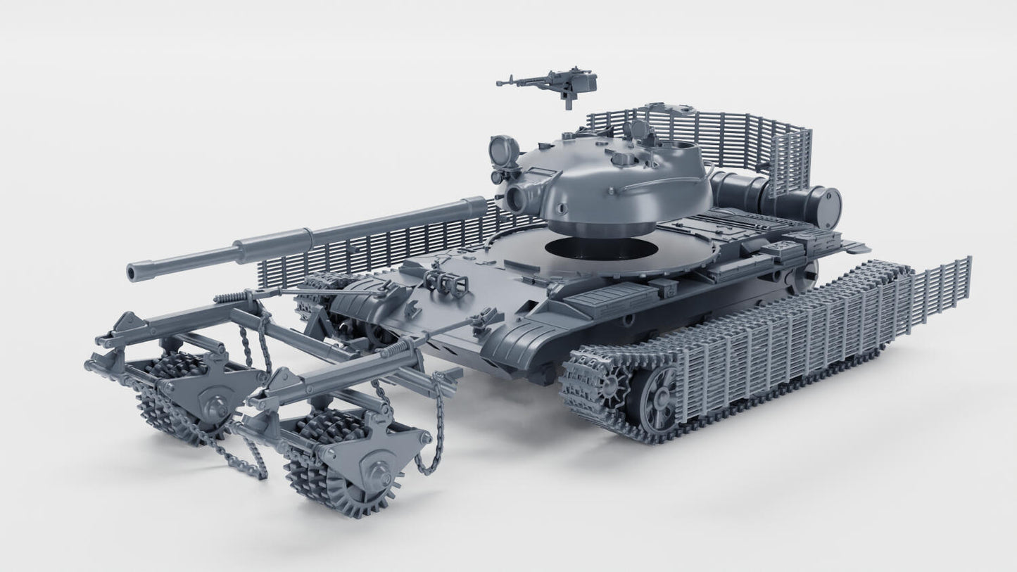 T-62M KMT-5 mine sweeper | Tanque de batalla principal con barrido de minas