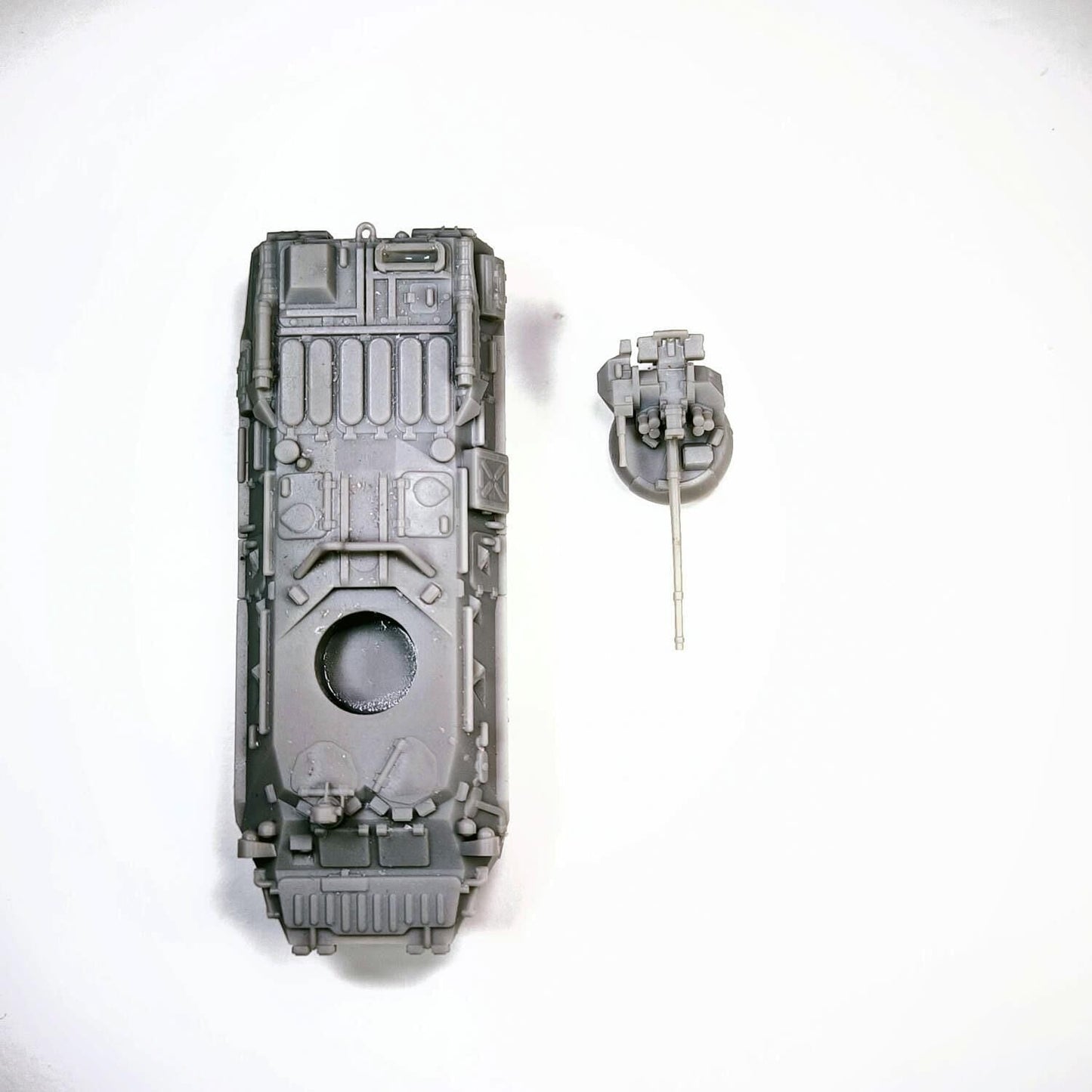 BTR-82A APC 8x8 - Vehículo blindado soviético